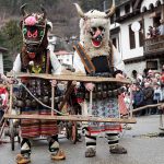 いろんな仮面がありますね。